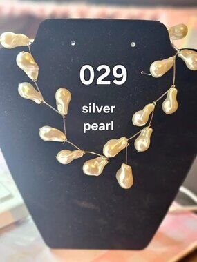 Set of 3 necklace gold tone and pearls